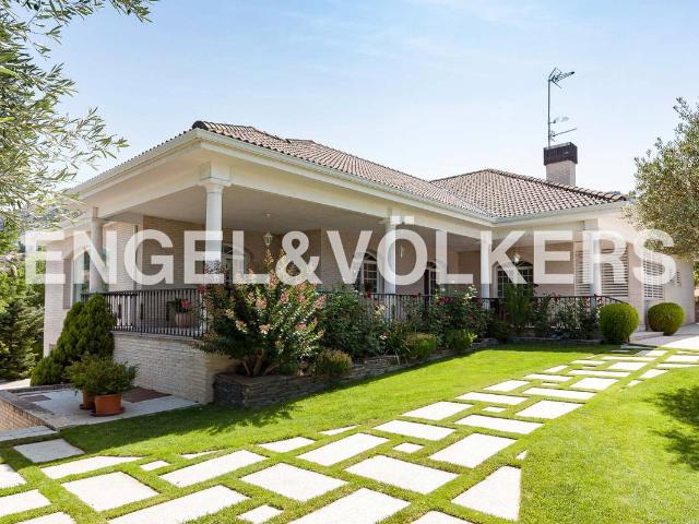 Villa en venta en Collado Villalba, La Estación