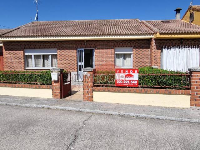 Villa en venta en Fontiveros
