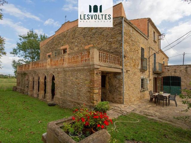 Chalet en venta en Vulpellac, Forallac