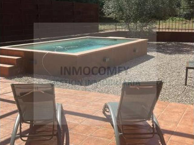 Chalet en venta en Vulpellac, Forallac