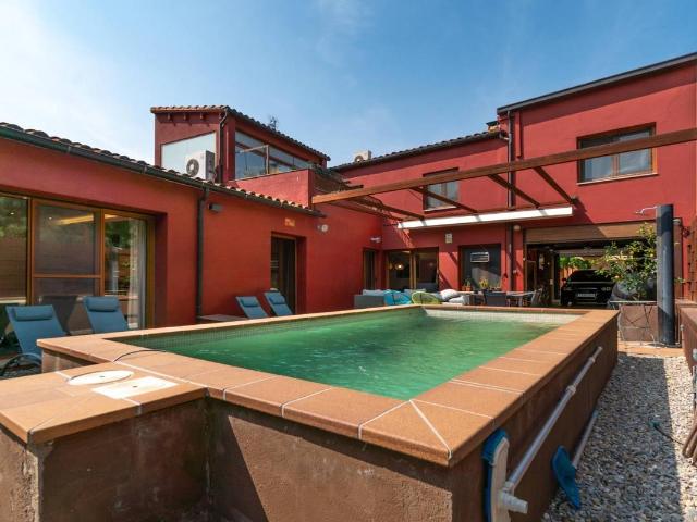 Villa en venta en Forallac, Vulpellac
