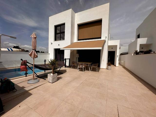 Chalet en venta en el Baix Segura / La Vega Baja, Valencia