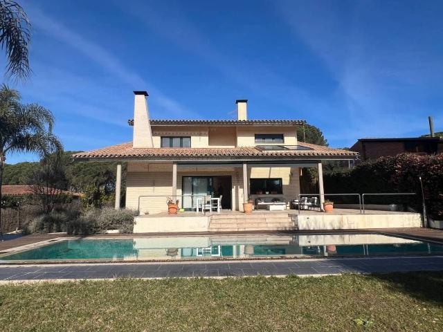 Villa en venta en Fornells De La Selva