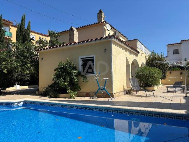 Chalet en venta en Empuriabrava, Alt Empordà