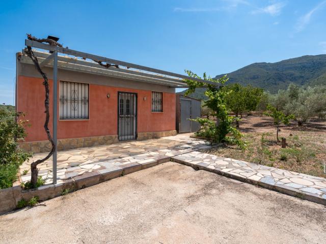 Villa en venta en Freginals