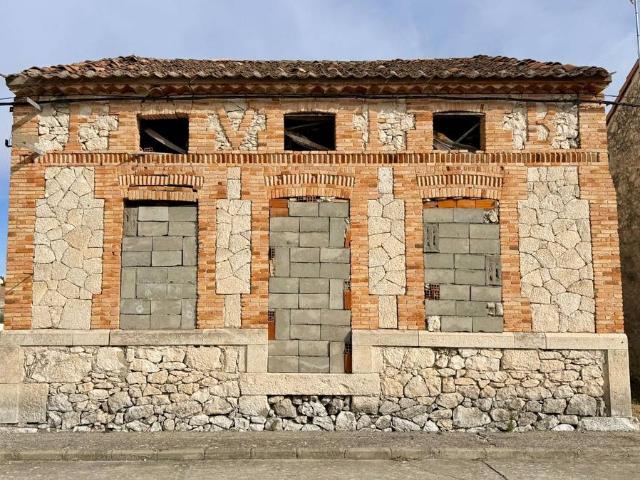 Chalet en venta en Frumales, Segovia