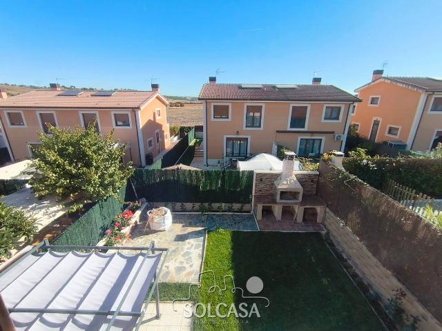 Chalet en venta en Fuensaldaña, Valladolid