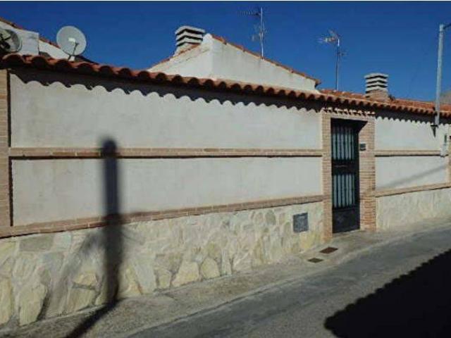 Villa en venta en Fuensalida