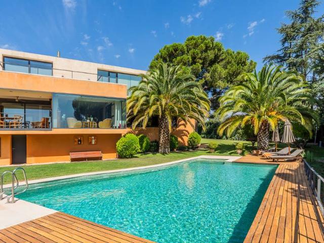 Chalet en venta en Cobeña, Madrid