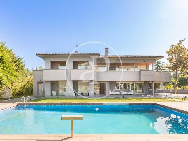 Chalet en venta en Cobeña, Madrid
