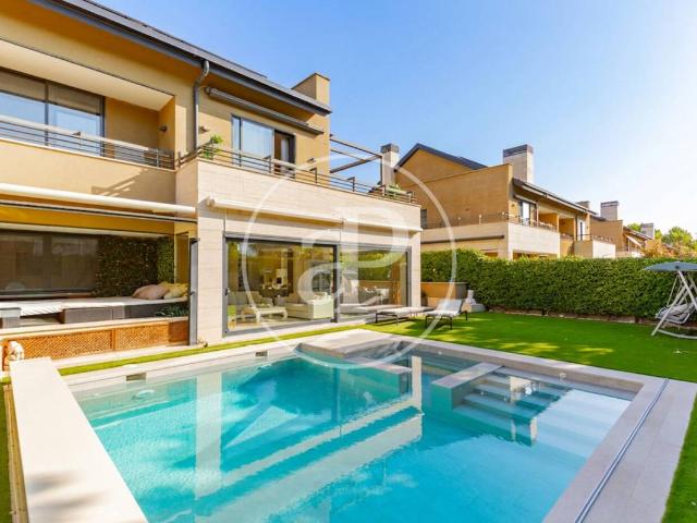 Chalet en venta en Cobeña, Madrid