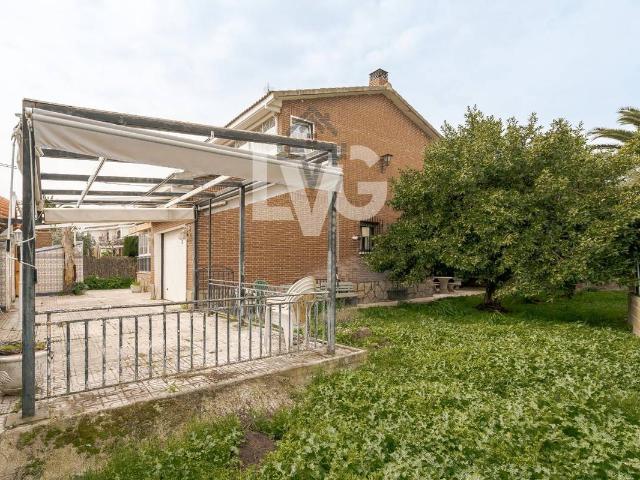 Chalet en venta en Fuente El Saz De Jarama, Madrid