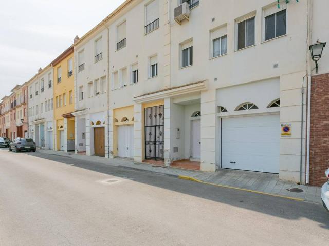 Villa en venta en Fuente Vaqueros Villa en venta en Fuente Vaqueros