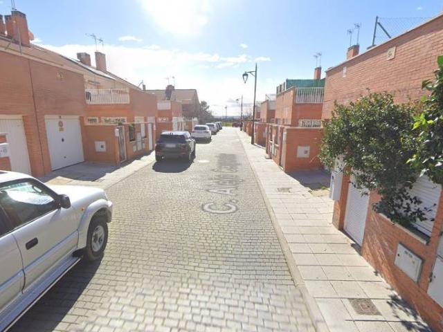 Chalet en venta en Parla, Madrid