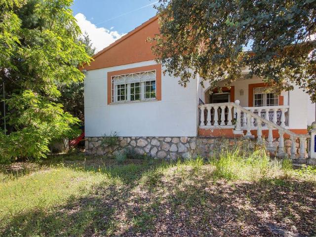 Chalet en venta en Fuentenovilla, Guadalajara