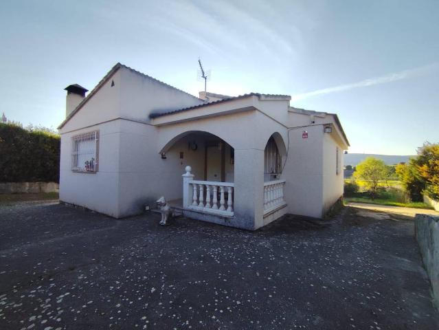 Chalet en venta en Fuentenovilla, Castilla-La Mancha