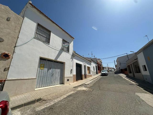 Chalet en venta en Fuentes De Andalucía, Andalucía