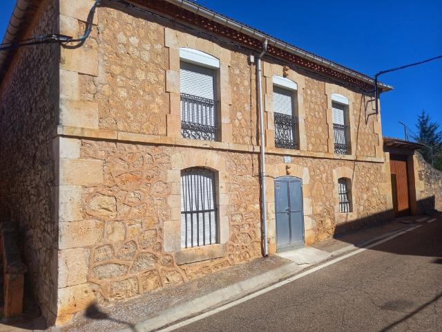 Chalet en venta en Fuentesoto, Castilla y León