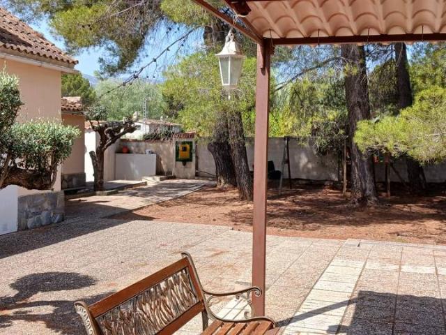 Villa en venta en Gaianes