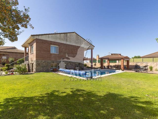 Chalet en venta en Torrejón Del Rey, Castilla-La Mancha