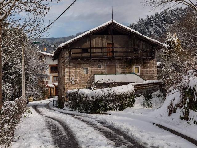 Chalet en venta en Kurtzea, Galdakao