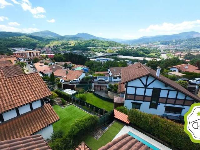 Villa en venta en Galdakao, Kurtzea