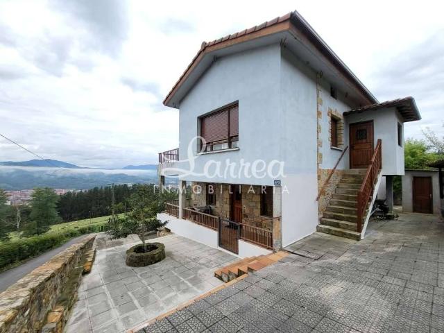 Chalet en venta en Kurtzea, Galdakao