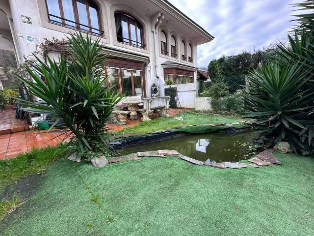 Villa en venta en Galdakao, Kurtzea