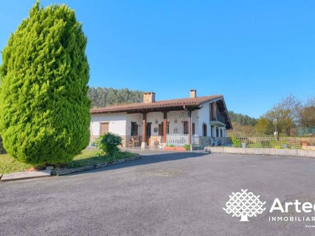 Villa en venta en Galdakao, Kurtzea