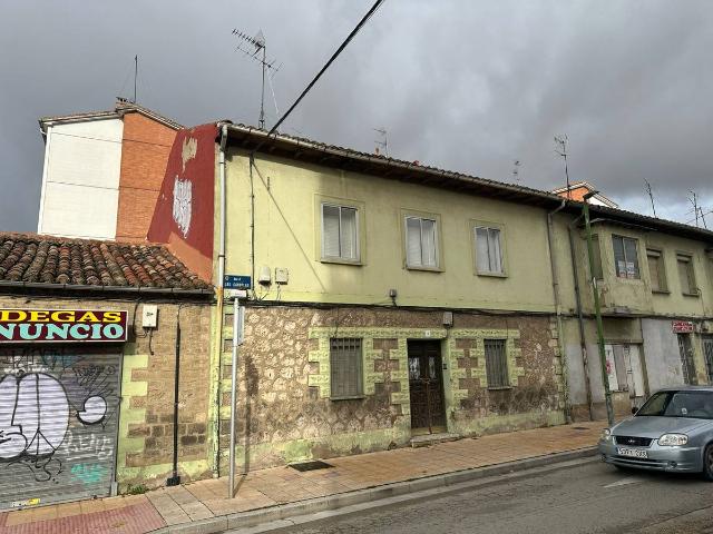 Chalet en venta en Burgos, Castilla y León