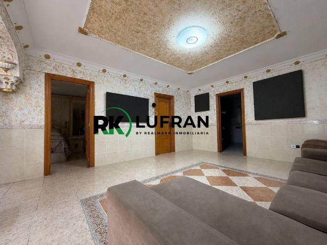 Chalet en venta en Casco Antiguo - Santa Cruz - Ayuntamiento, l'Alacantí