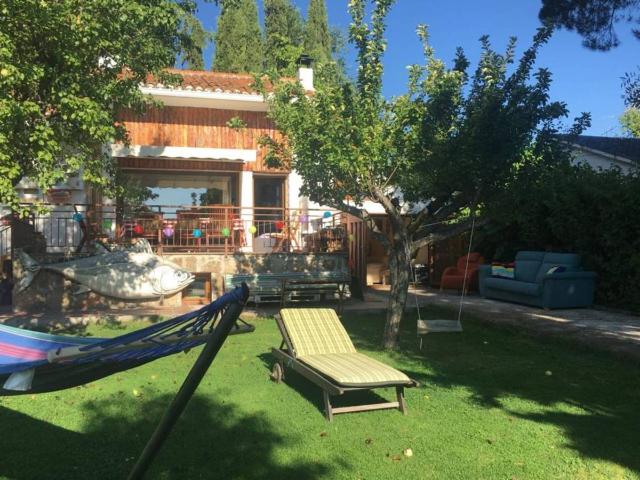 Chalet en venta en Gargantilla Del Lozoya Y Pinilla De Buitrago, Madrid