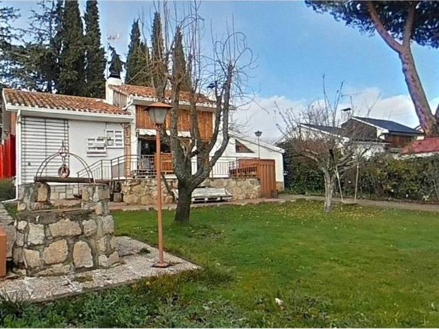 Chalet en venta en Gargantilla Del Lozoya Y Pinilla De Buitrago, Madrid