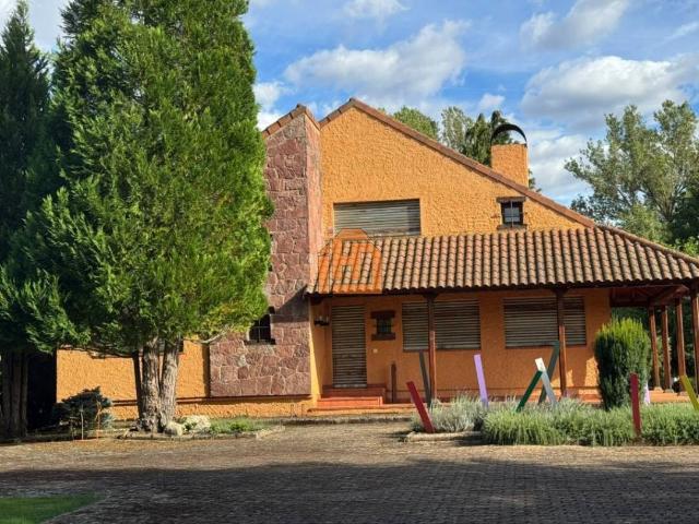 Chalet en venta en La Flecha de Torío, Garrafe de Torío
