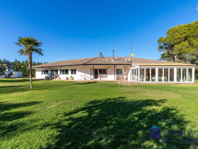 Chalet en venta en Casco Histórico, Zaragoza