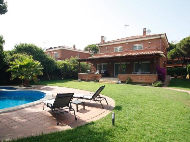 Chalet en venta en Àngela Roca, Baix Llobregat