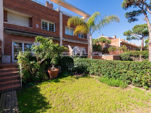 Chalet en venta en Àngela Roca, Baix Llobregat
