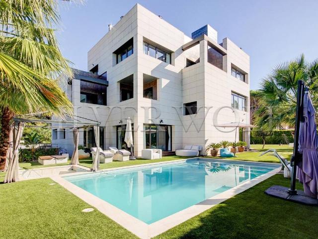Chalet en venta en Àngela Roca, Baix Llobregat