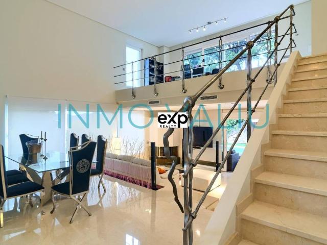 Villa en venta en Gilet, La Paz