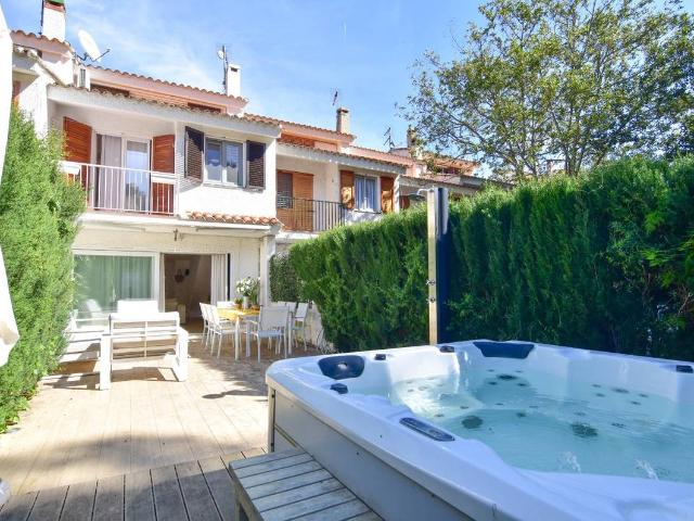 Chalet en venta en La Paz, el Camp de Morvedre