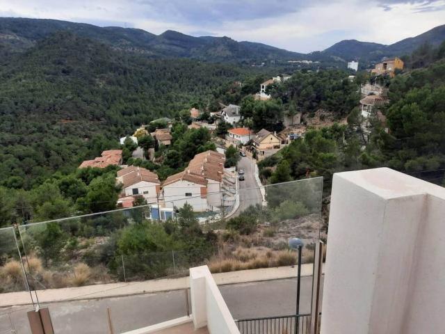 Villa en venta en Gilet, La Paz