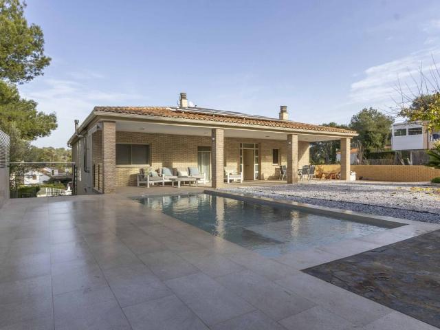 Chalet en venta en La Paz, el Camp de Morvedre