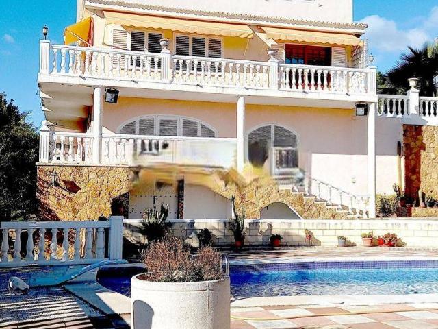 Chalet en venta en La Paz, el Camp de Morvedre