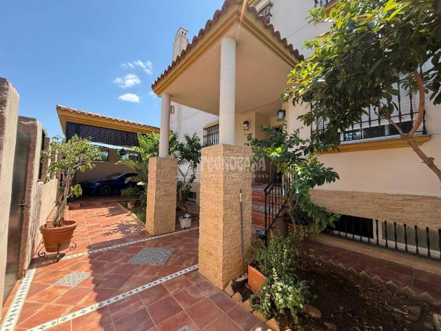 Chalet en venta en Barrio de Nicolás, Gines