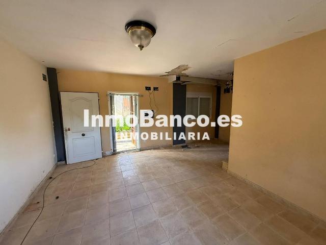 Chalet en venta en La Hoya de Buñol, Valencia