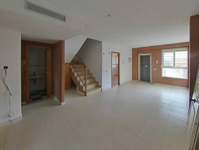 Chalet en venta en La Hoya de Buñol, Valencia