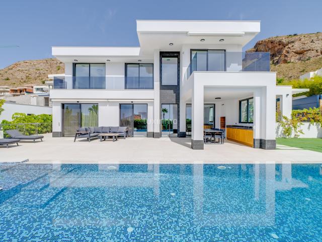 Villa en venta en Finestrat