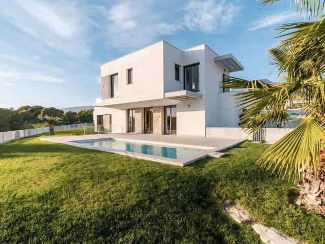 Chalet en venta en la Marina Baixa, Valencia