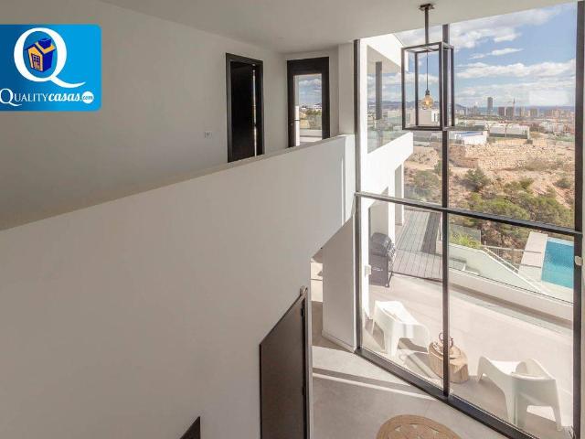 Villa en venta en Finestrat