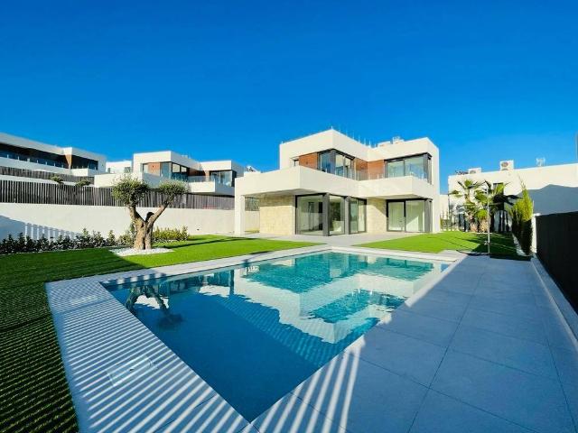 Chalet en venta en la Marina Baixa, Valencia